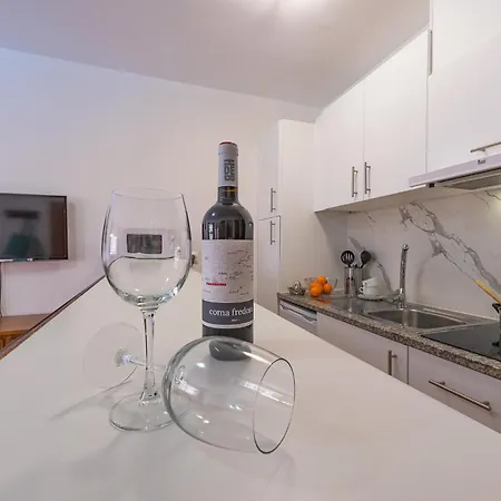 Apartment Aptos. Comte D'empuries